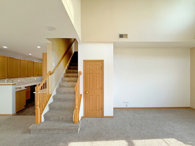 Foto del edificio - 2534 Hillsboro Blvd
