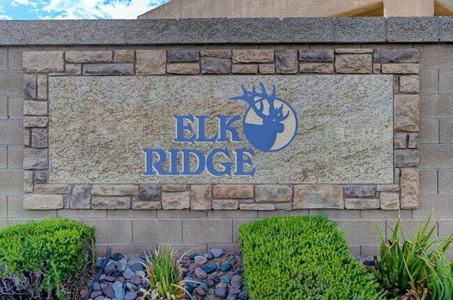 Building Photo - Luxury Multigenerational Estate with Resort-Style Living in a Private Gated Enclave!