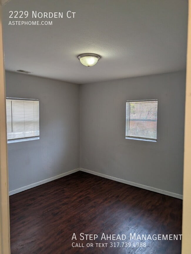 Foto del edificio - 2229 Norden Ct