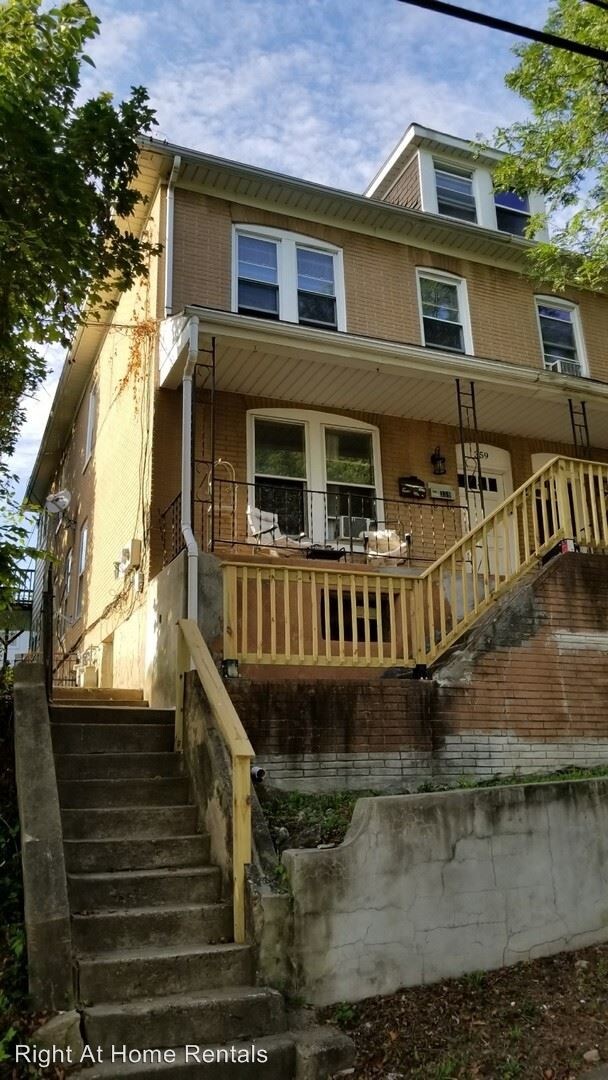359 W Nesquehoning St, Easton, PA 18042 Room for Rent in Easton, PA