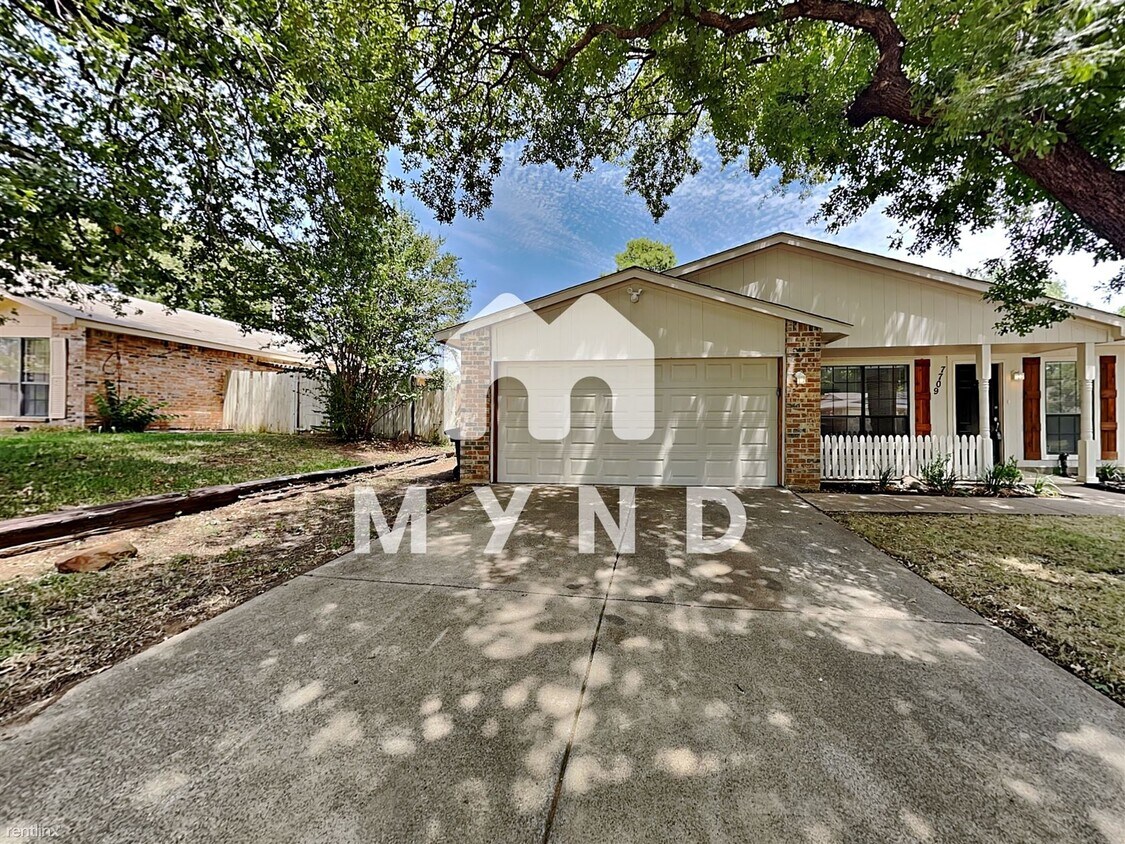 7709 Portman Ave, Fort Worth, TX 76112 House Rental in Fort Worth, TX