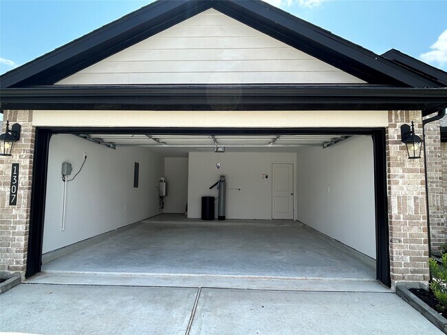 Foto del edificio - 1307 Windom Court Wy