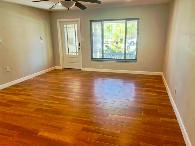 Photo - 3919 Helena St NE House