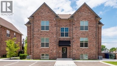 Building Photo - 1310 Lesperance Rd