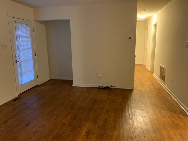 Foto del edificio - 562 Granite St