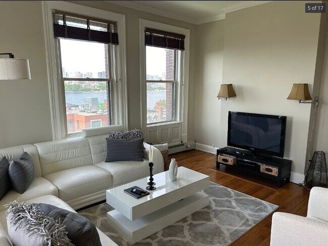 Foto del edificio - 483 Beacon St