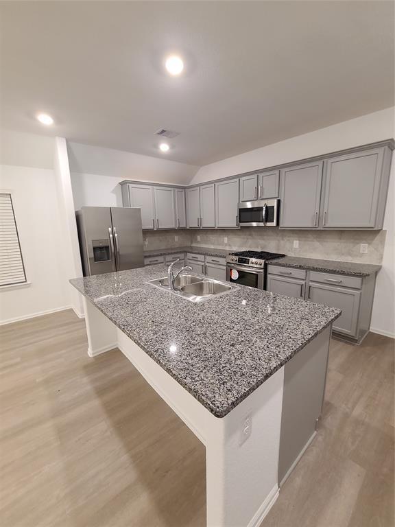 Foto del edificio - 26707 Andorra Colony Ct