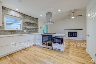 Building Photo - 10602 Tioga Ct