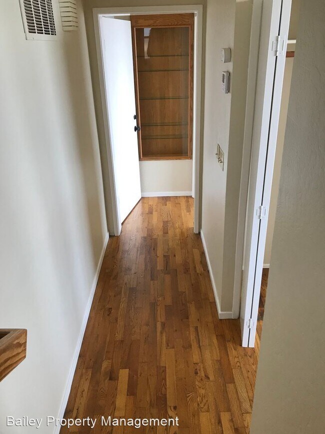 Building Photo - 1 br, 1 bath House - 595 Sand Dollar Dr.