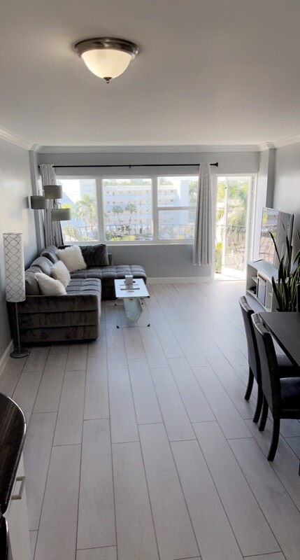 Foto principal - 3250 NE 28th St