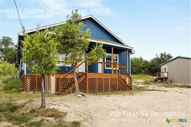 Foto del edificio - 1063 Sleepy Hollow Ln