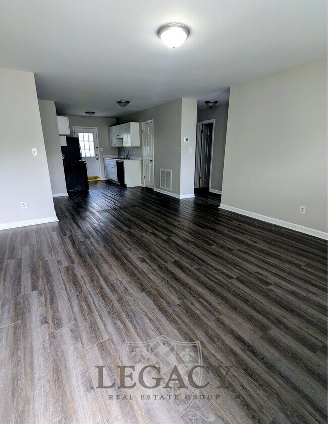 Foto del edificio - 103 Cloverdale Dr