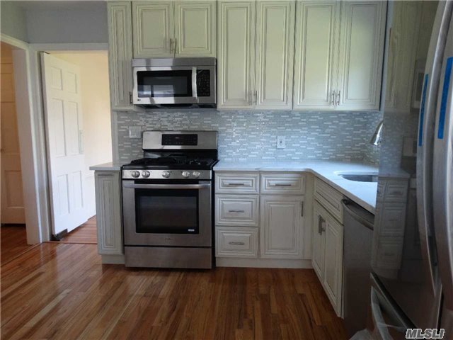 Building Photo - 376 Andrews Rd