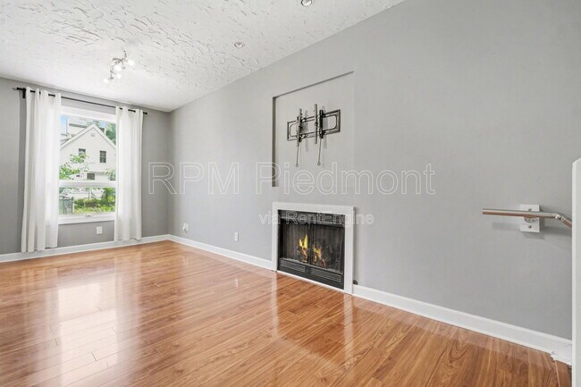 Foto del edificio - 751 Piedmont Ave NE