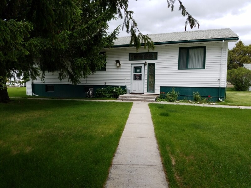 Primary Photo - 214 S Elder St