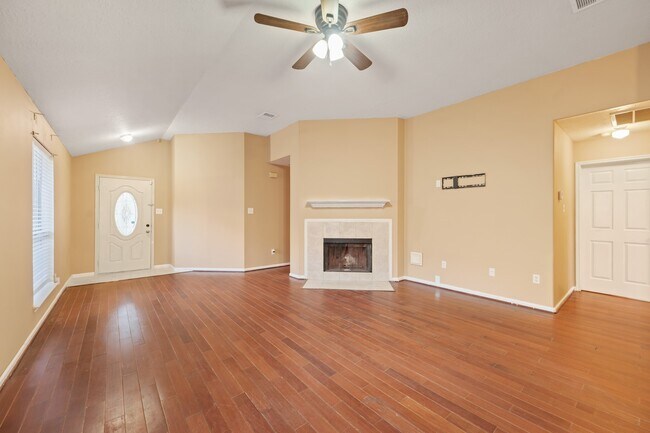 Foto del edificio - 16850 Anna Green St