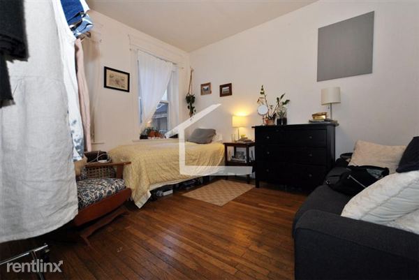 Building Photo - 76 Brighton Ave