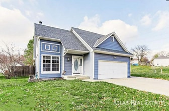 Building Photo - 4401 NW Pennington Ln