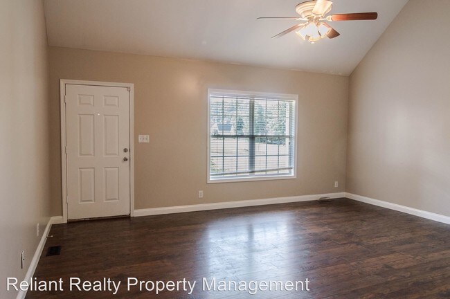 Building Photo - 3 br, 2 bath House - 1375 Tannahill Way
