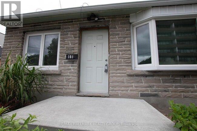 Building Photo - 359-359 Dominion Ave