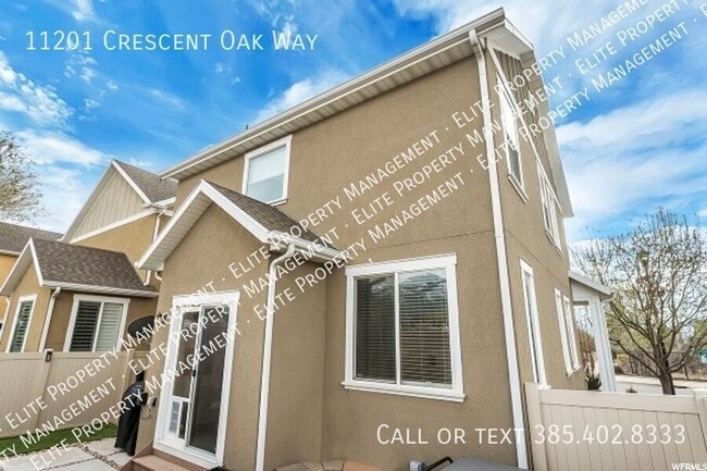 Foto del edificio - 11201 Crescent Oak Way
