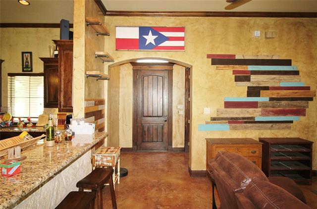 Foto del edificio - 5641 Country S Ln