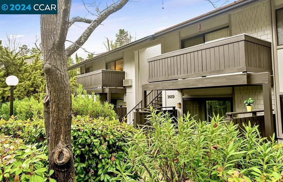 Primary Photo - 1489 Marchbanks Dr