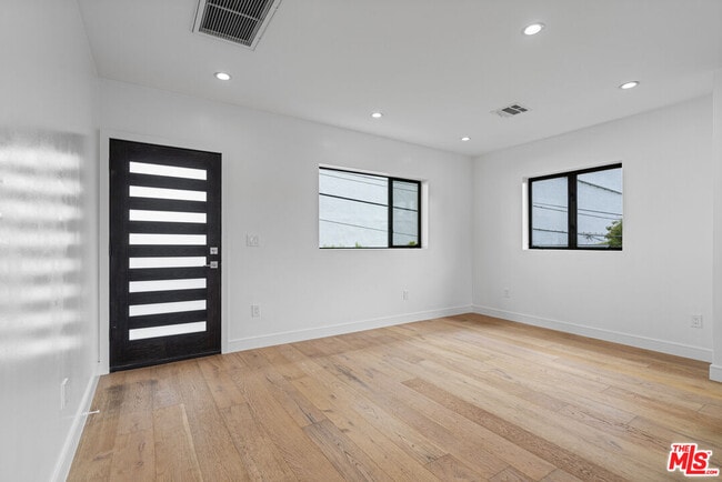 Building Photo - 4080 Van Buren Pl