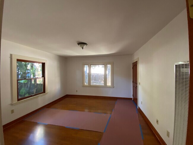 Family Room/Third Bedroom - 1555 Lemoyne St