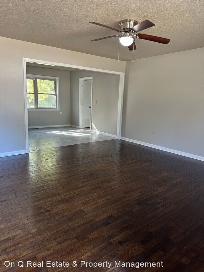 Foto del edificio - 3 br, 1 bath House - 102 Brooks