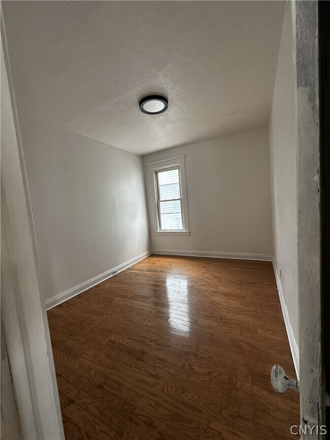 Foto del edificio - 113 E Brighton Ave