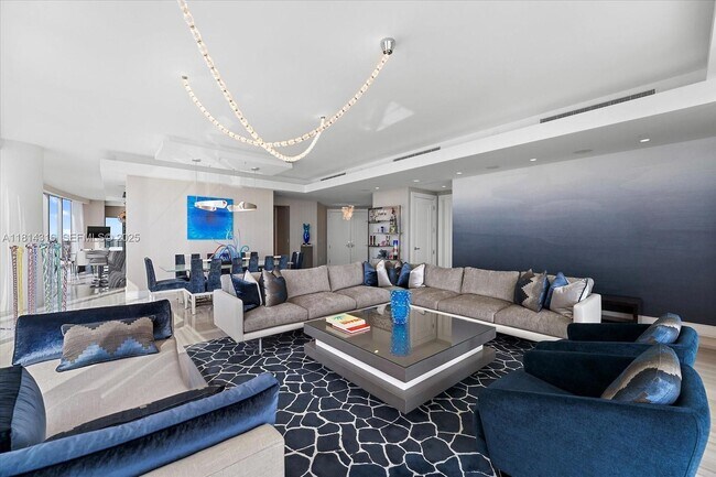 Foto del edificio - 17901 Collins Ave