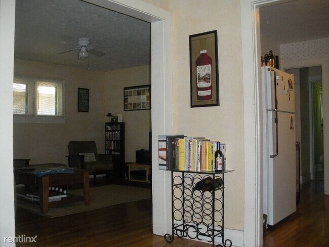 Foto del edificio - 2 br, 1 bath Apartment - 420 E Elizabeth St