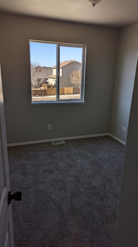 Building Photo - 8084 Parsonage Ln