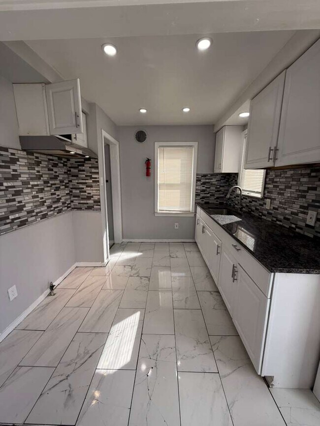 Foto del edificio - 9054 Grandville Ave