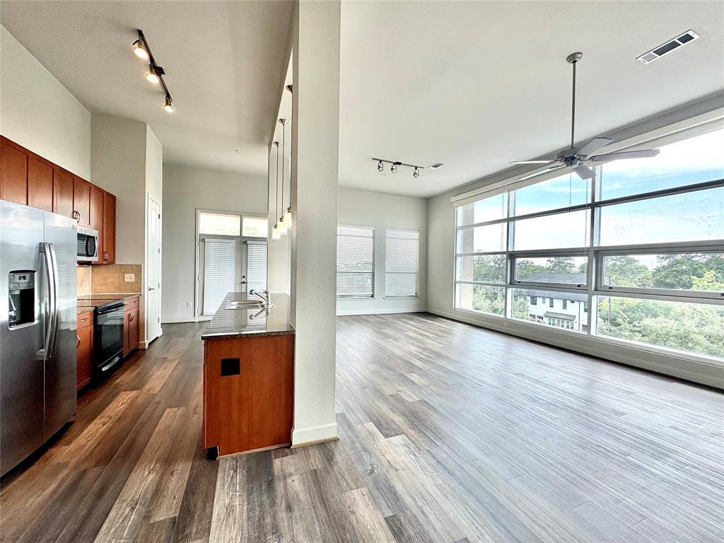 Foto principal - 3333 Weslayan St