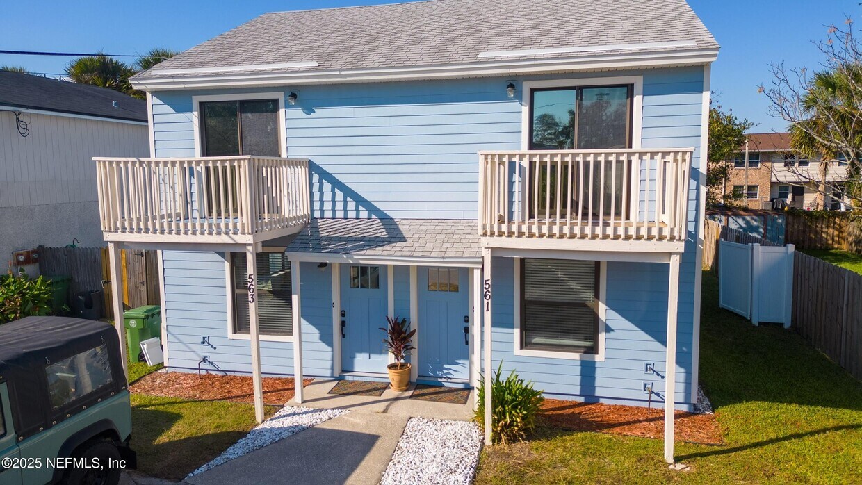 Foto principal - 561 6th St S