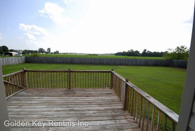 3 Br 2 Bath House 102 Sunridge Ln For In Pikeville Building Photo 3 Br 2 Bath House 102 Sunridge Ln