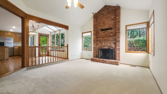 Foto del edificio - Spacious, Comfortable House in Forest Ridge Estates of Bellevue