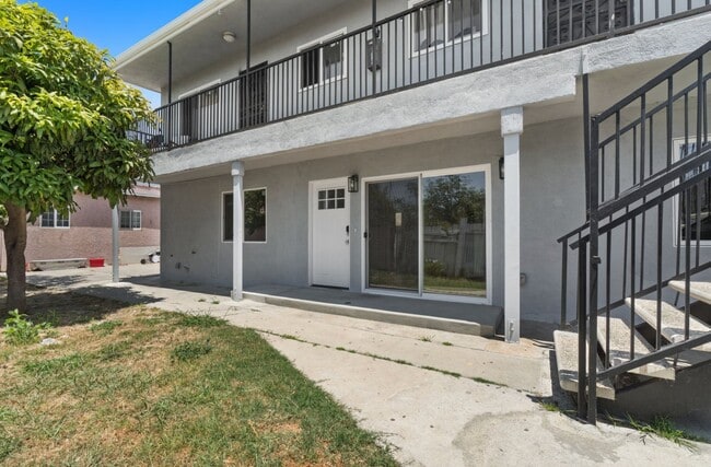 Photo - 3118-3114 W 109th St (Inglewood, CA) Apartment