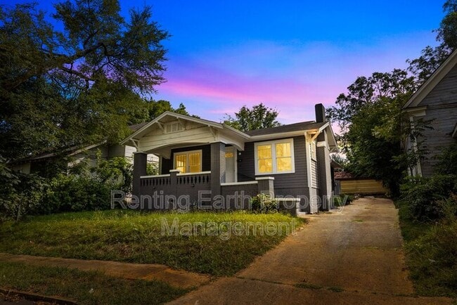 Building Photo - 1136 15th St SW