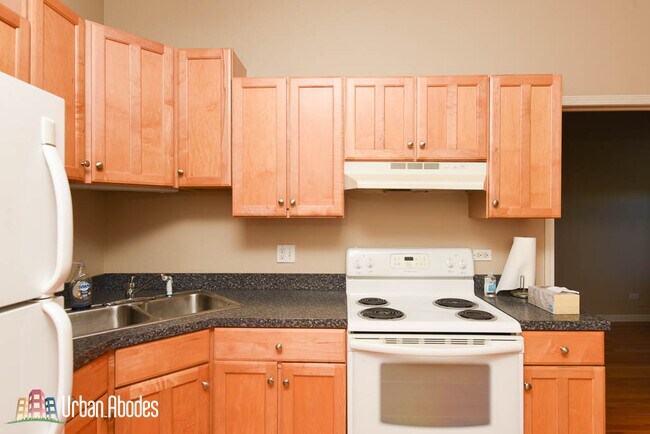 Foto del edificio - 3941 N Monticello Ave