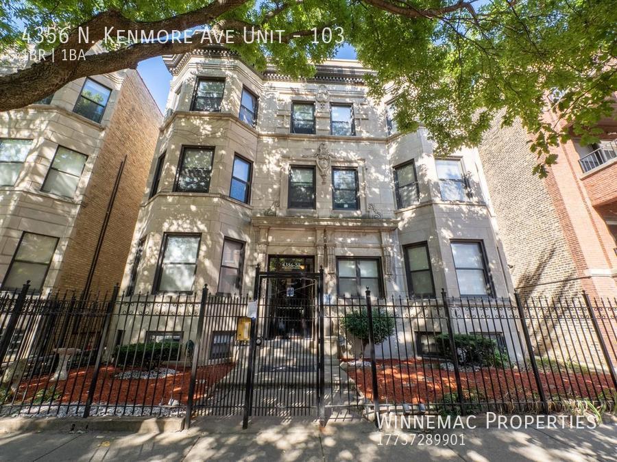 Primary Photo - 4356 N Kenmore Ave