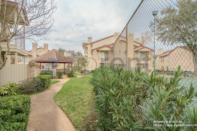 Foto del edificio - 2120 El Paseo St