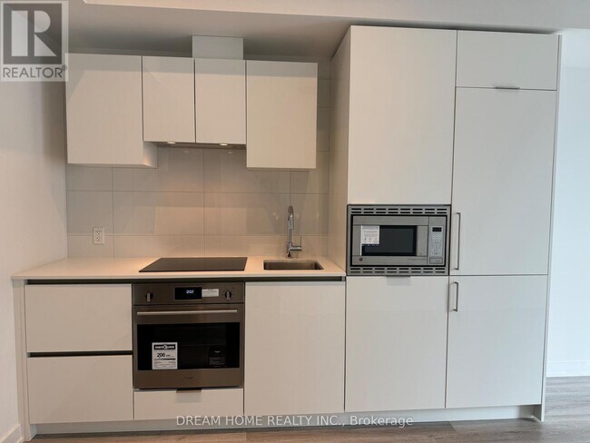 Photo du bâtiment - 238-1238 Simcoe St