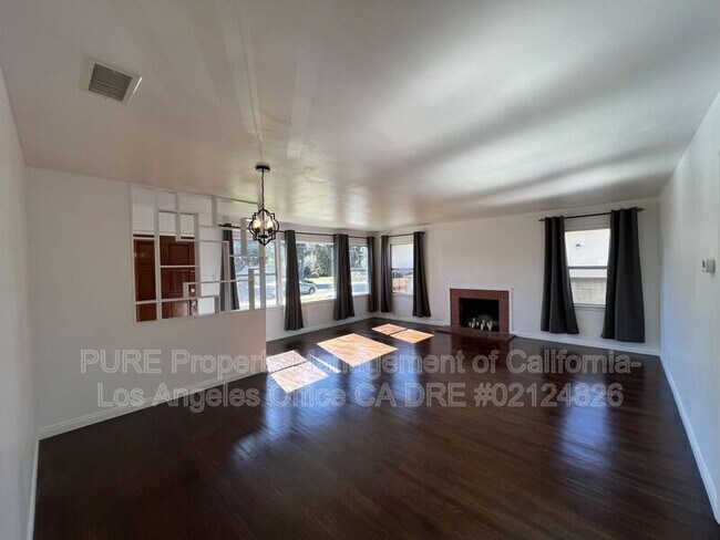 Foto del edificio - 12035 Juniette St