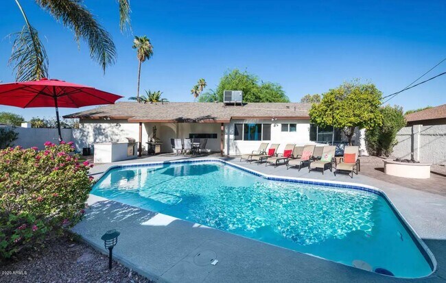 Foto del edificio - 2844 N 81st Way