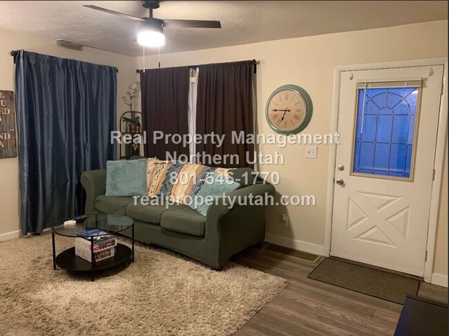 Building Photo - Charming 2 bedroom home in Layton