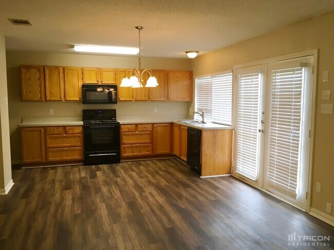 Building Photo - 1426 Meandering Way Garland TX