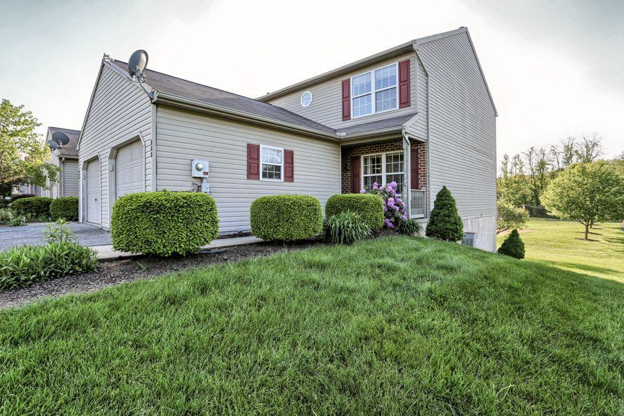 862 Woodridge Dr, Middletown, PA 17057 Townhome Rentals in Middletown